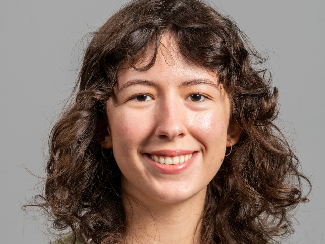 Headshot of Kelly Hayden.