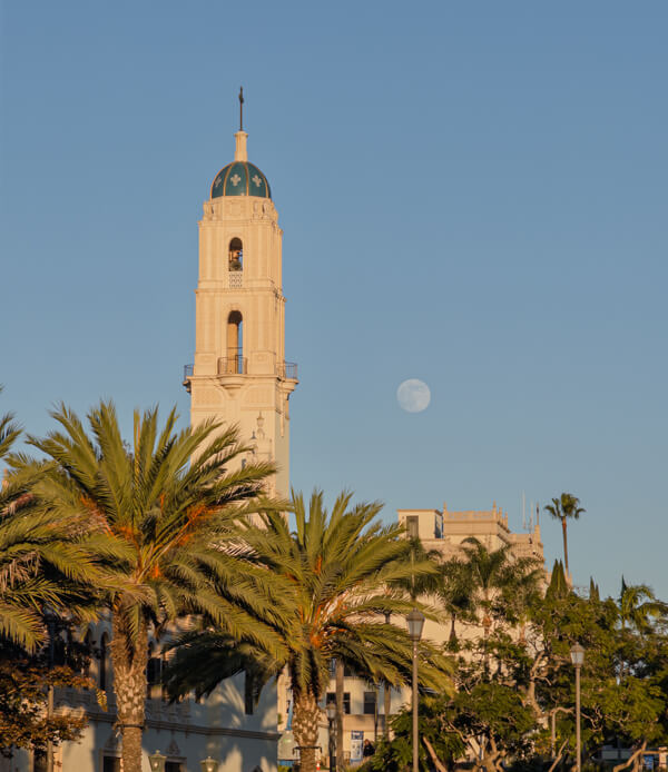 USD Immaculata moon