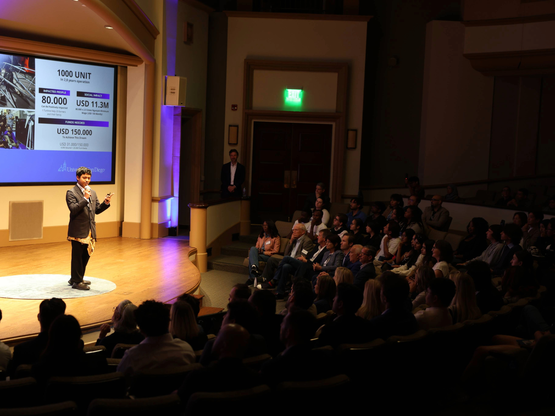 Student presenting pitch at the Fowler Global Social Innovation Challenge Finals
