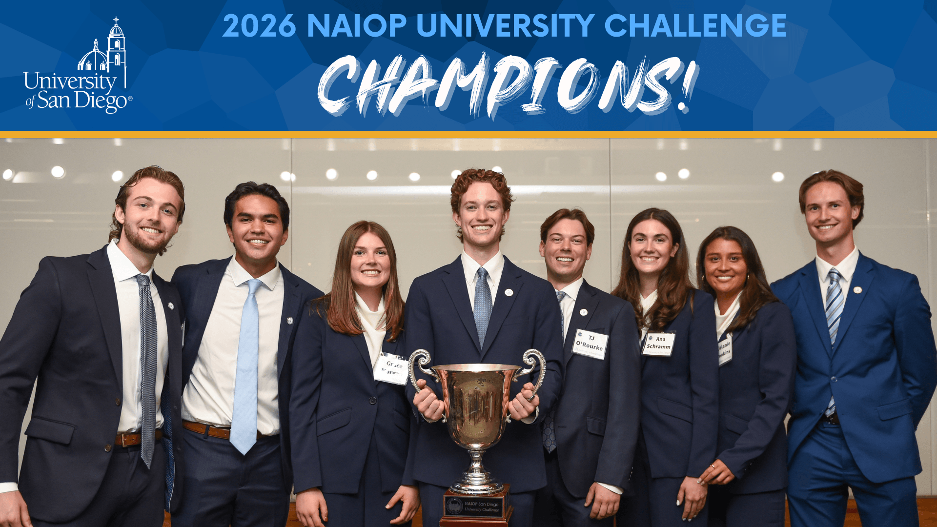 2026 NAIOP team and trophy
