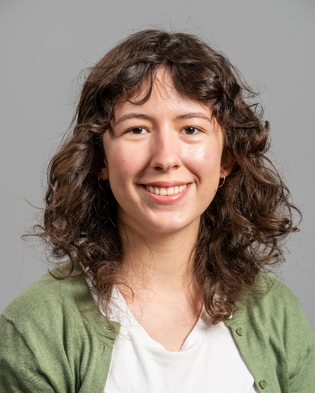 Headshot of Kelly Hayden.